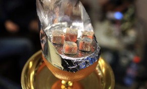 Order a hookah and get the second for free